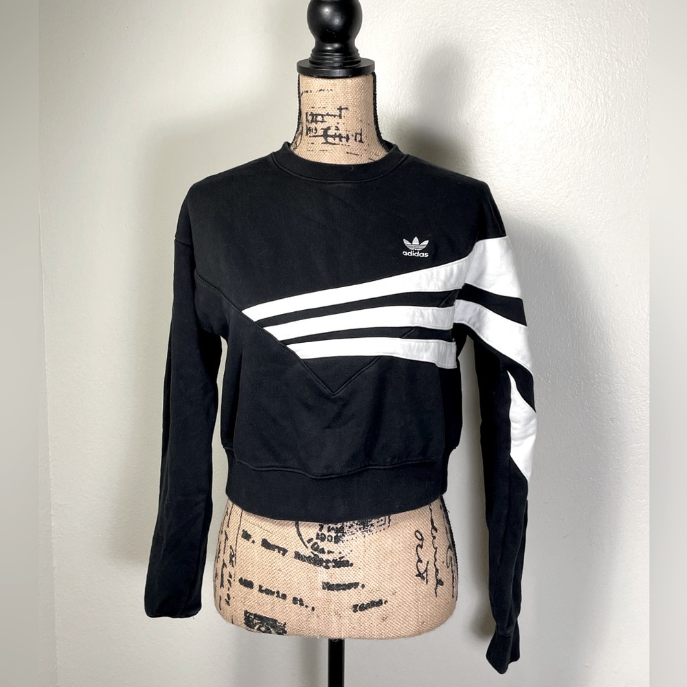 Adidas Pullover Sweater